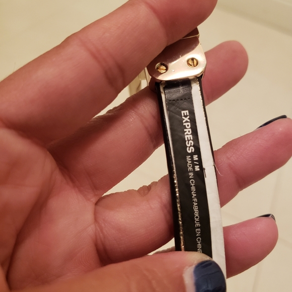 Reversible Skinny Belt - Picture 3 of 5